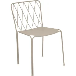 CHAISE