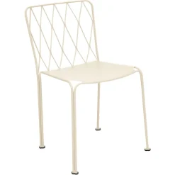 CHAISE