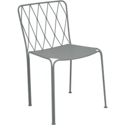 CHAISE