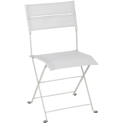 CHAISE