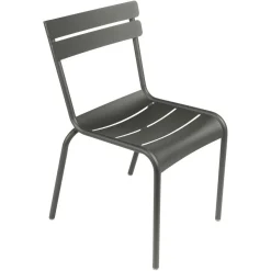 CHAISE