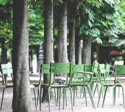 CHAISE