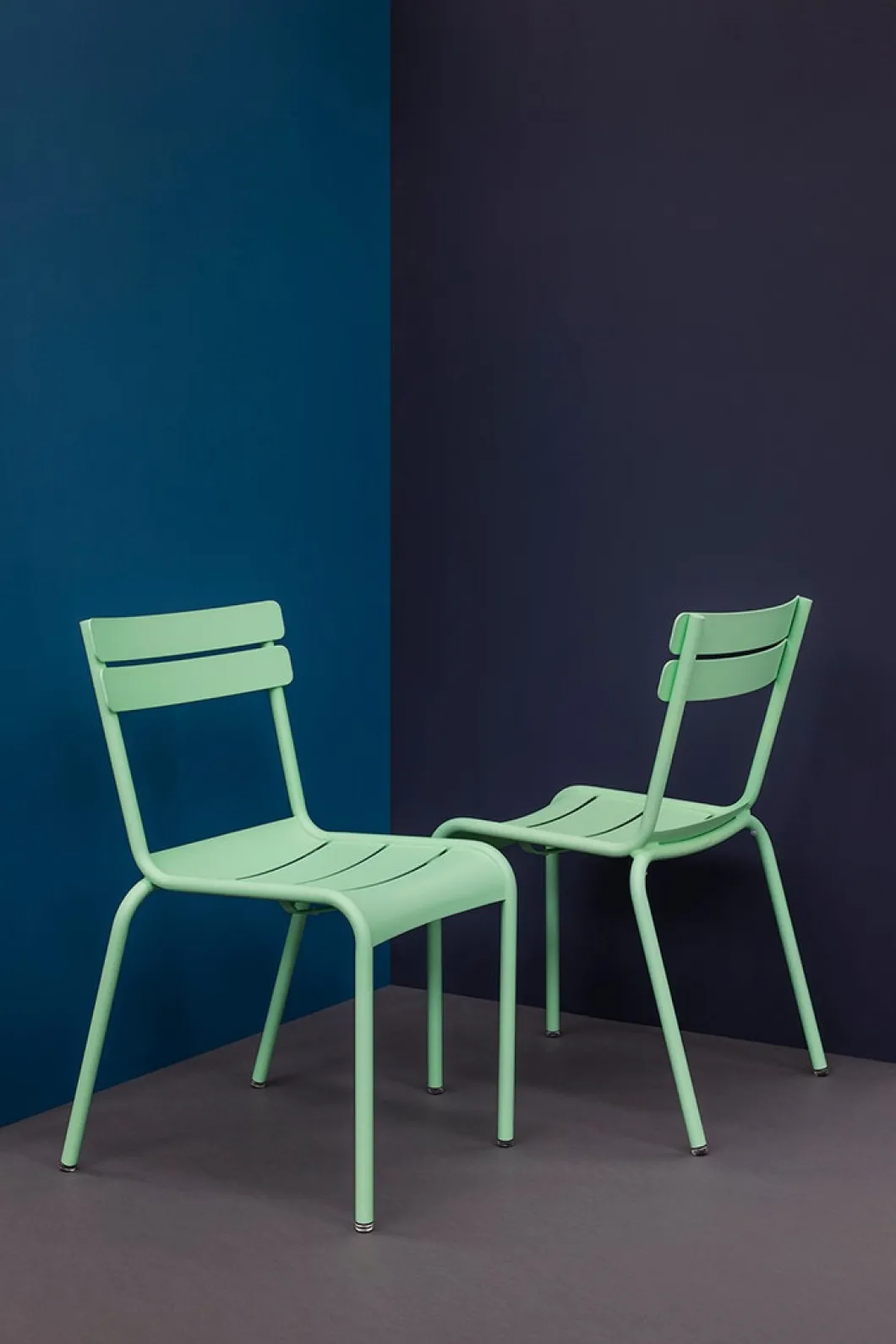 CHAISE