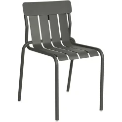 CHAISE