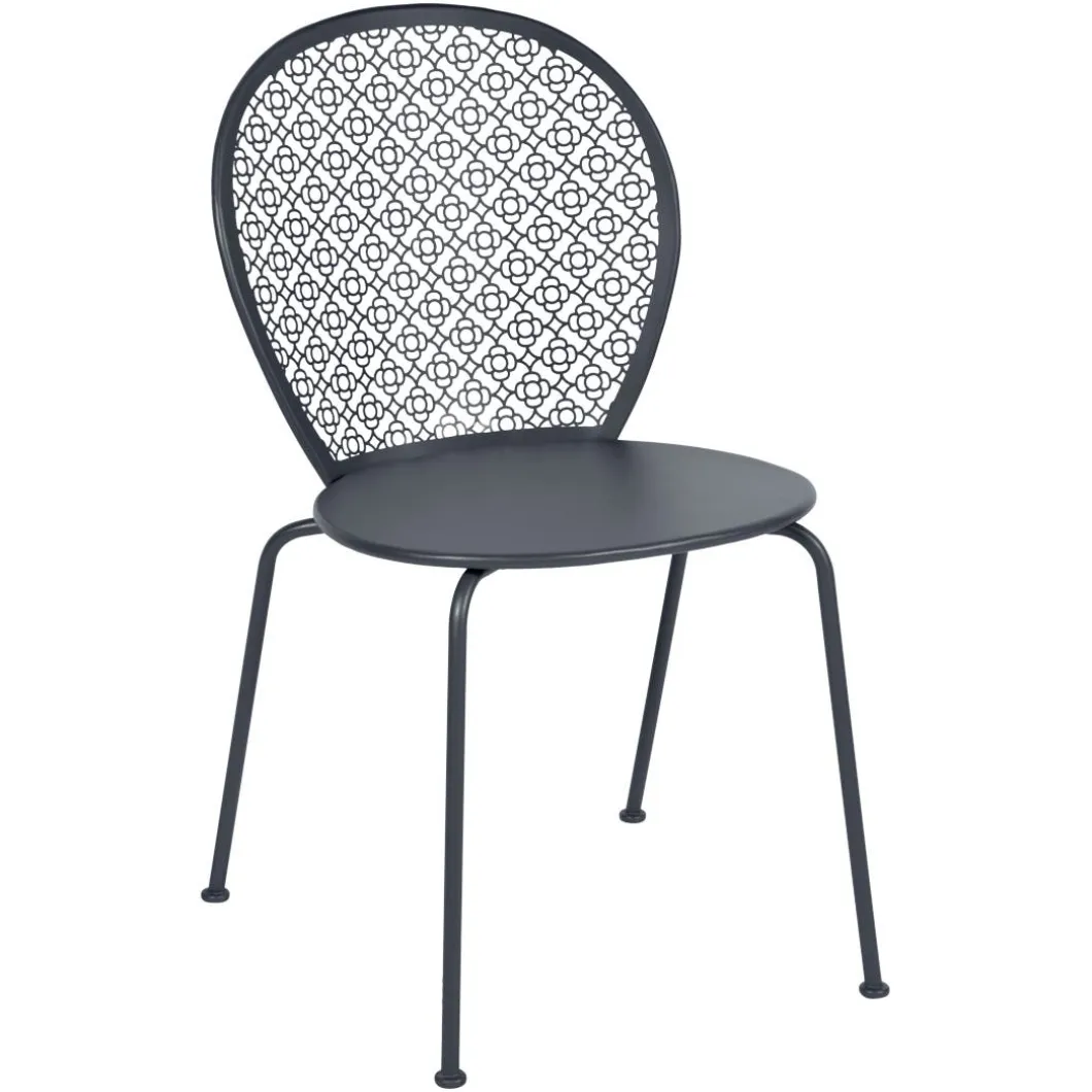 CHAISE