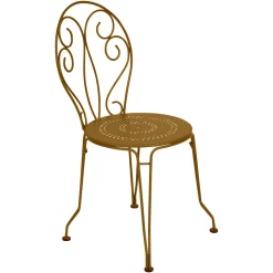 CHAISE