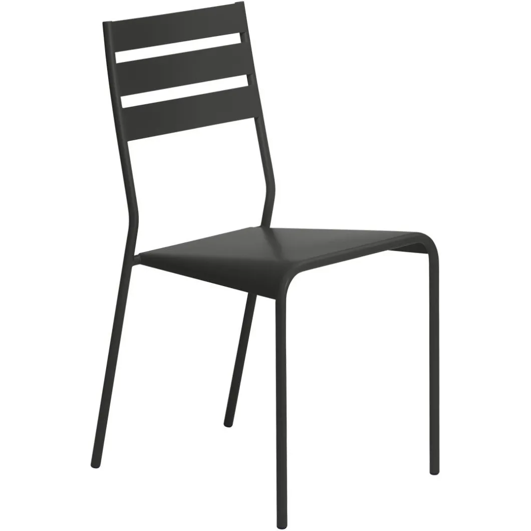 CHAISE