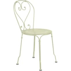 CHAISE
