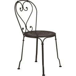 CHAISE
