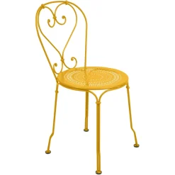 CHAISE