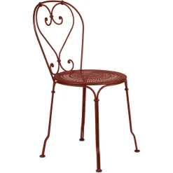 CHAISE