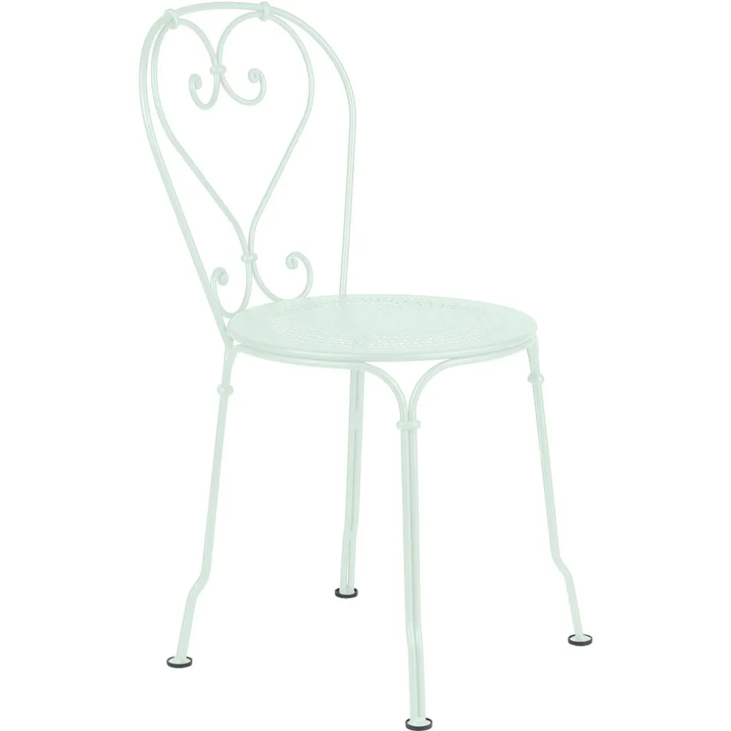 CHAISE