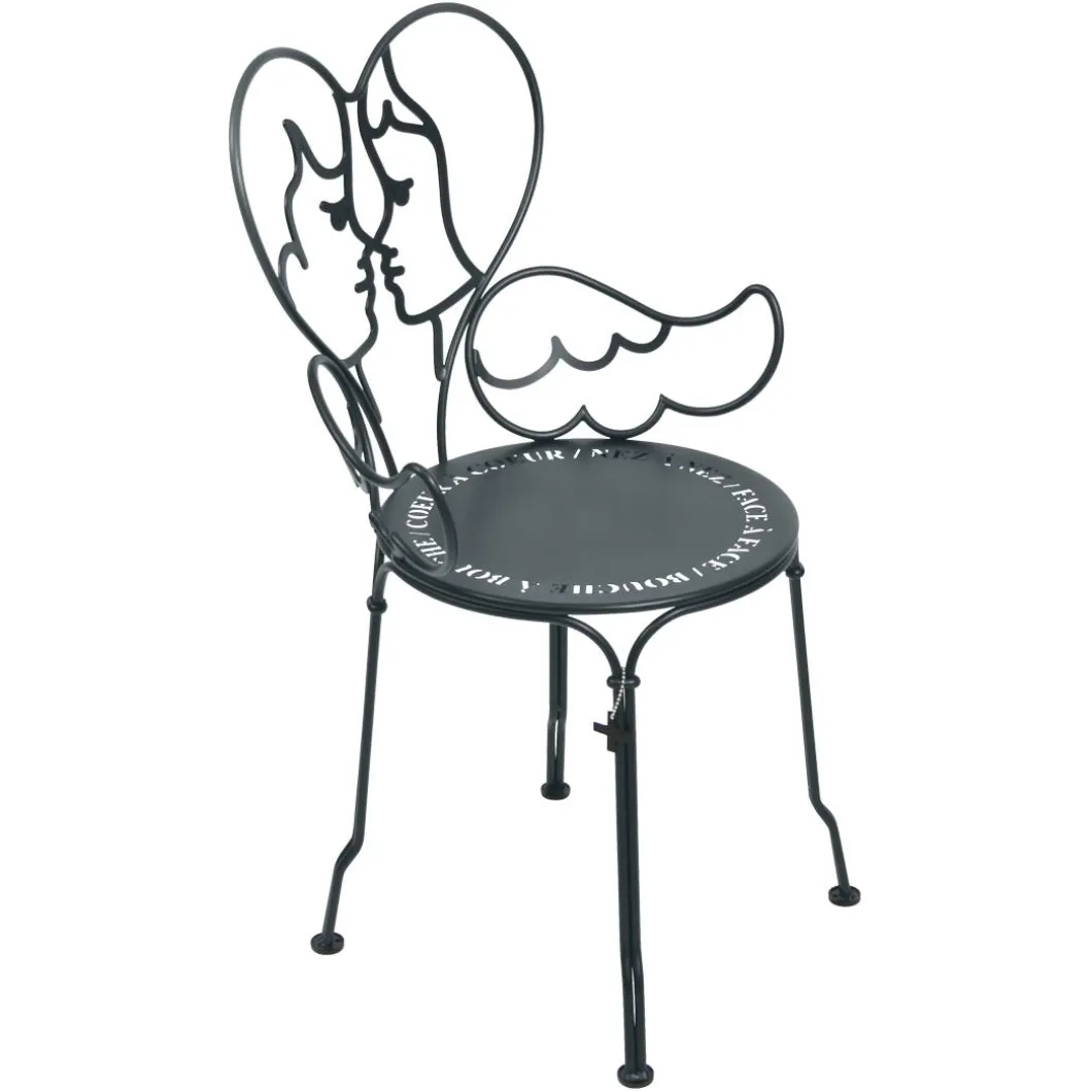 CHAISE