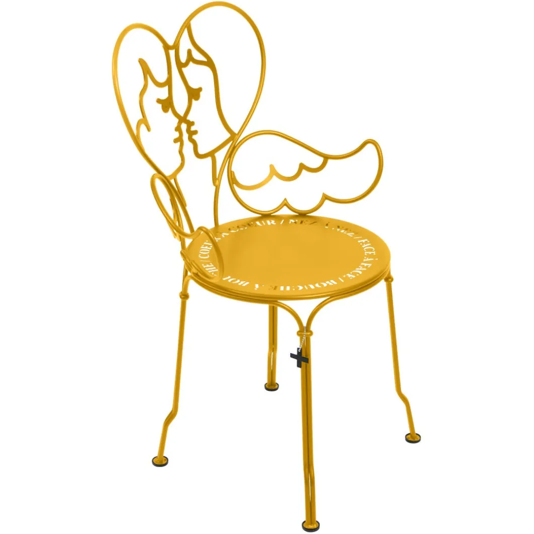 CHAISE