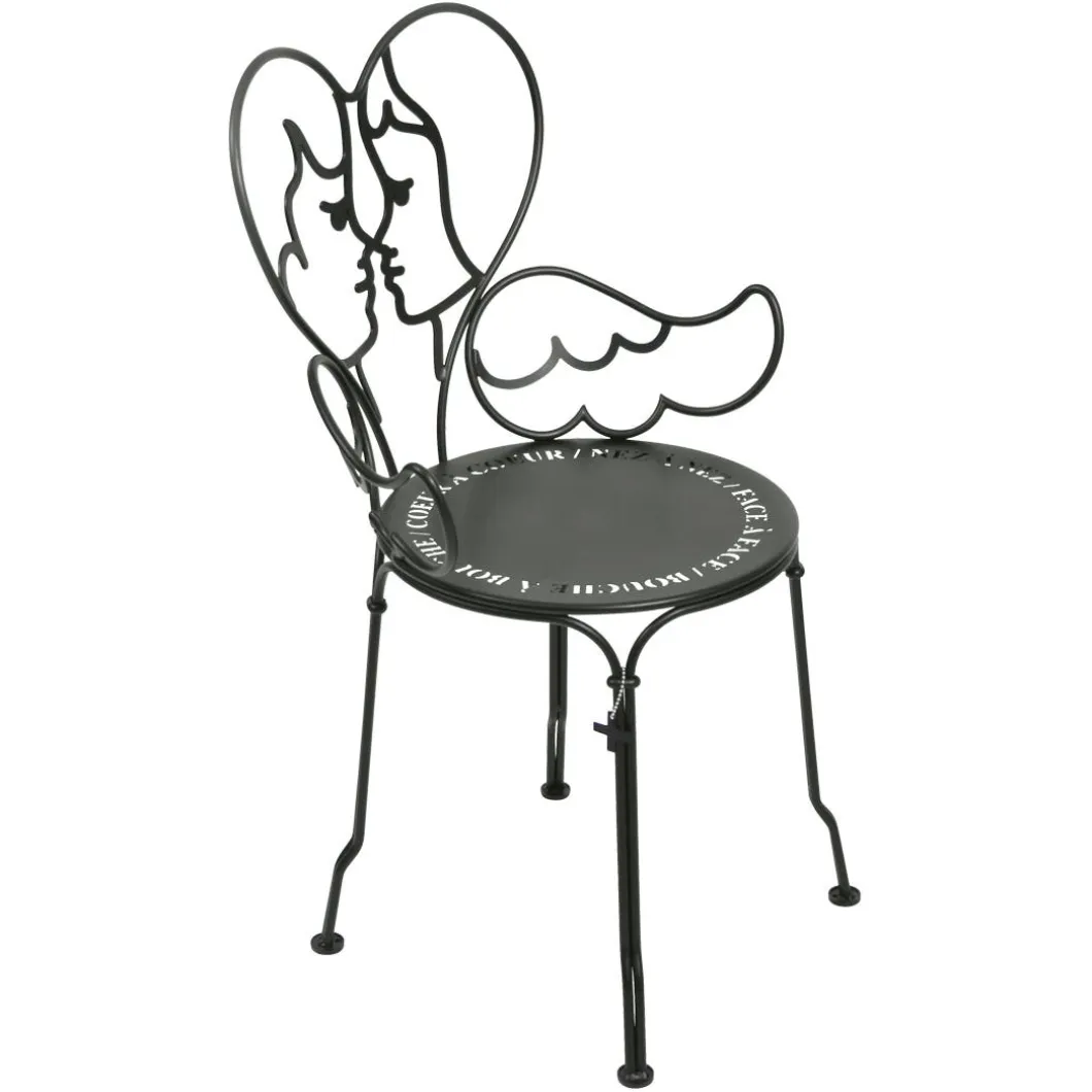 CHAISE