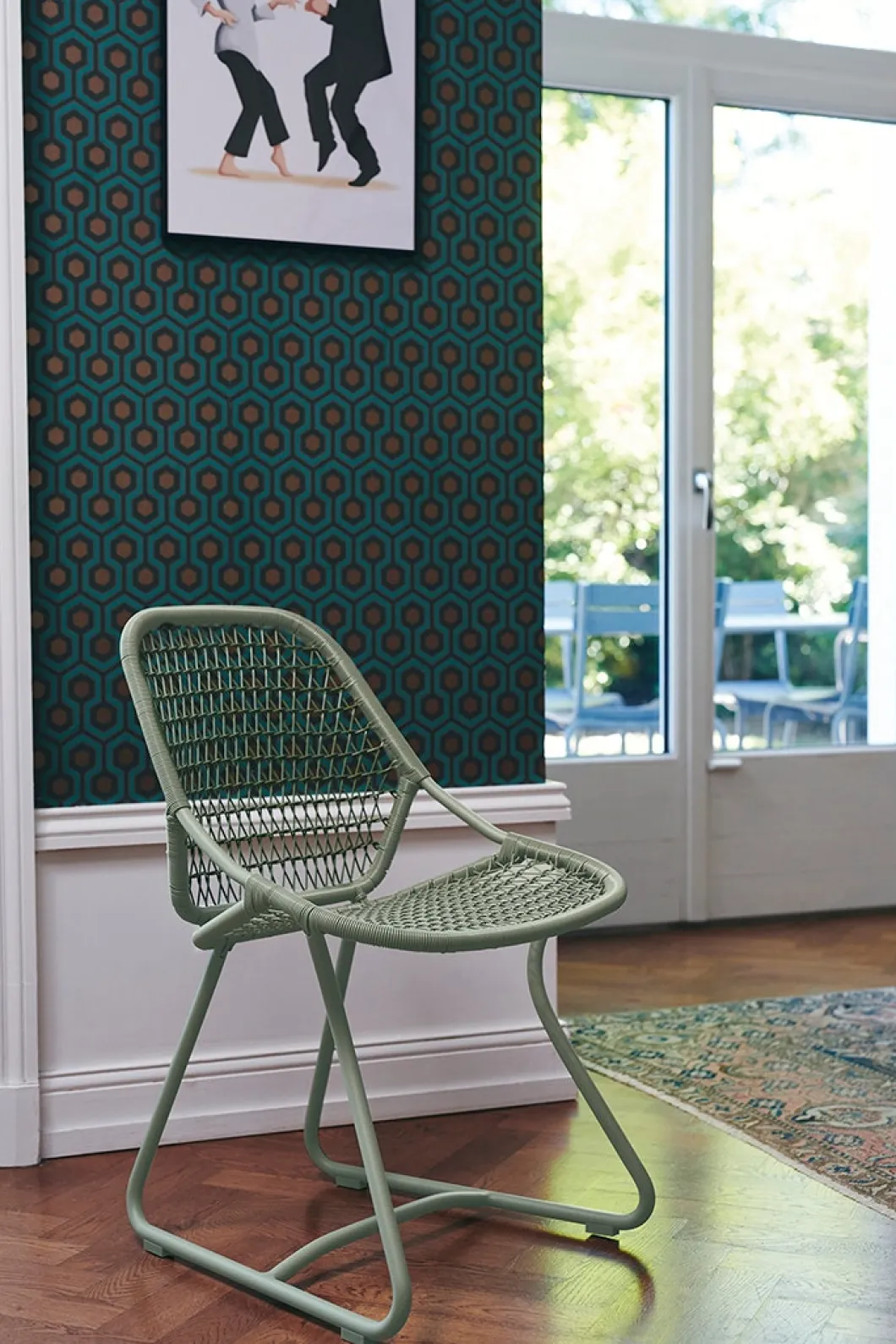 CHAISE