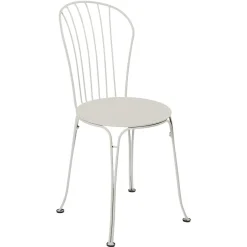 CHAISE