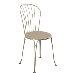 CHAISE