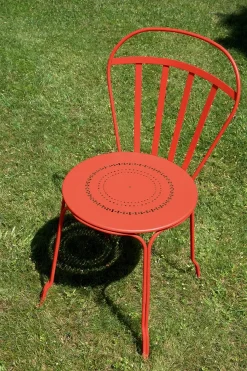 CHAISE