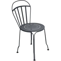 CHAISE