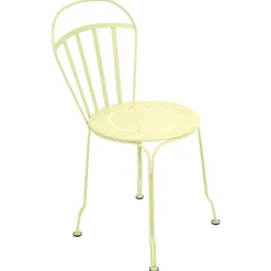 CHAISE