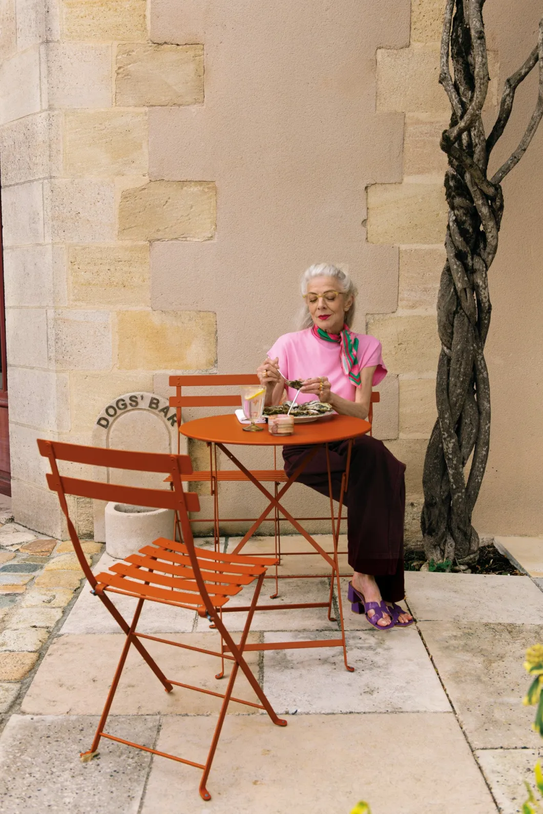 CHAISE MÉTAL