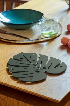 DESSOUS DE PLAT MONSTERA 24 X 22 CM