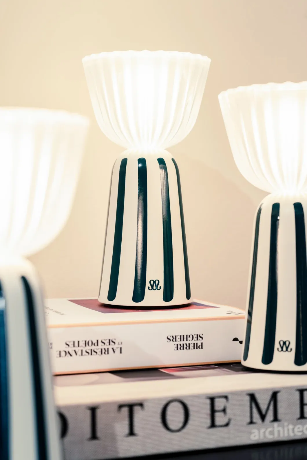 LAMPE H.20 CM MAISON SARAH LAVOINE x FERMOB ECRU
