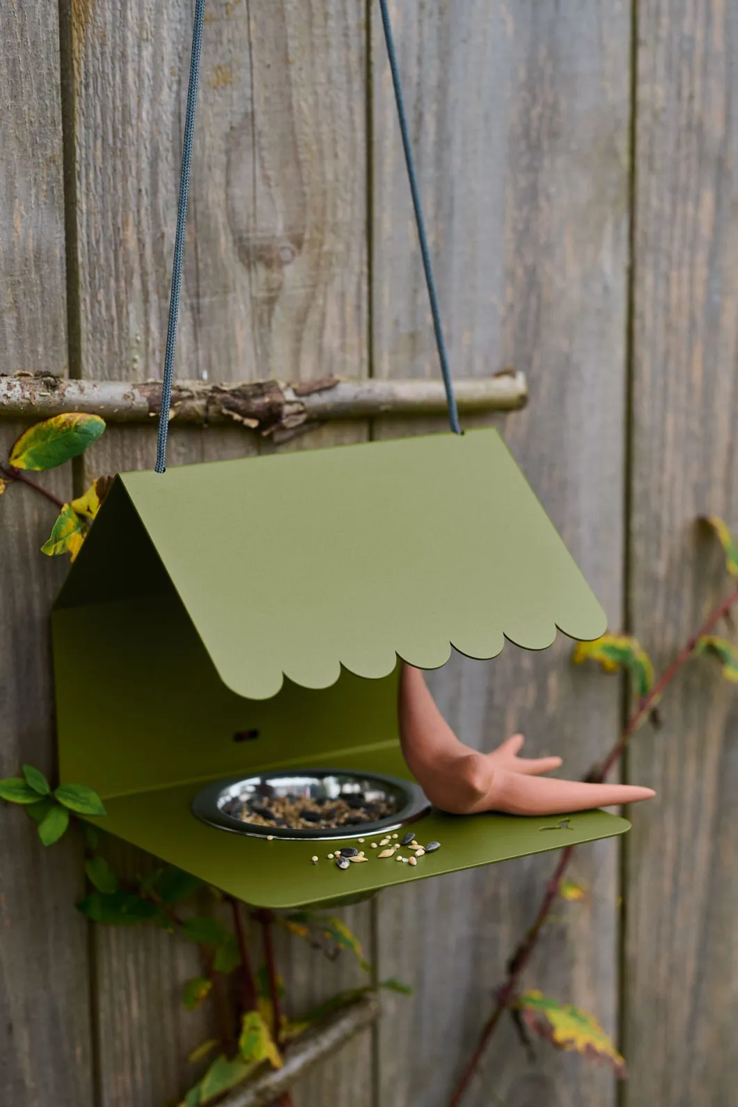 MANGEOIRE À OISEAUX