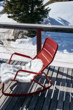 ROCKING CHAIR