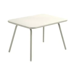 TABLE 76 X 55.5 CM