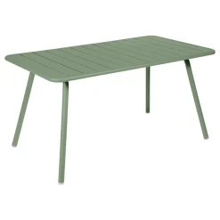TABLE 143 X 80 CM