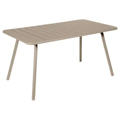 TABLE 143 X 80 CM