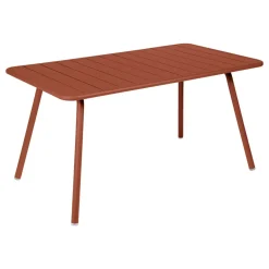TABLE 143 X 80 CM