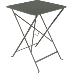 TABLE 57 X 57 CM