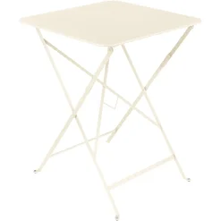 TABLE 57 X 57 CM