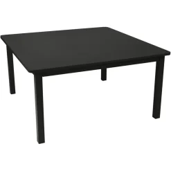 TABLE 143 X 143 CM